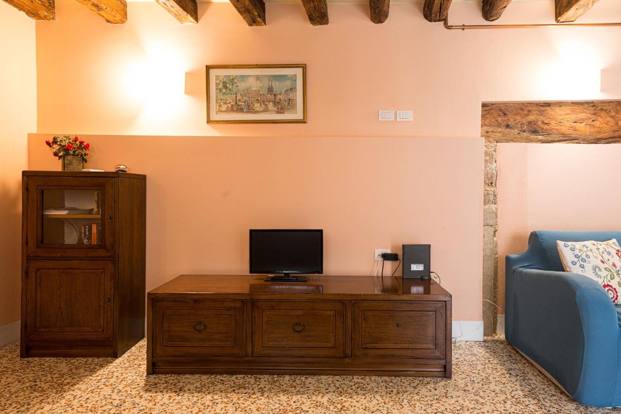 Lovely Flat With Canal View Near Rialto Bridge Venecia
