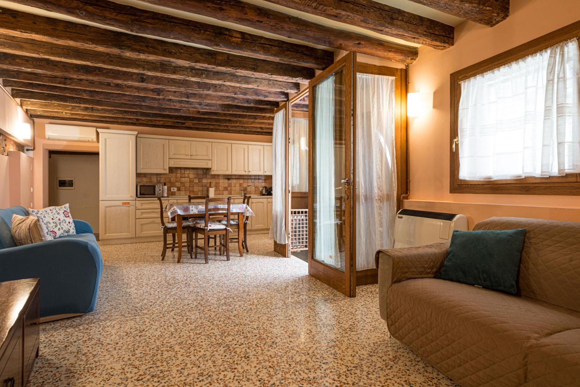 Apartamento Lovely Flat With Canal View Near Rialto Bridge Venecia